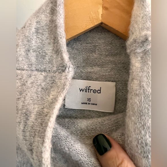 Wilfred Lorin Sweater, XS, like new/rarely worn, light Heather grey. - Picture 2 of 4